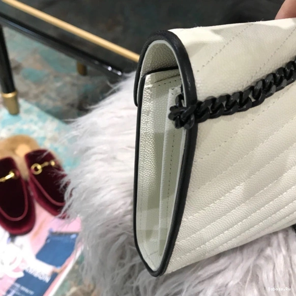 MATELASSÉ CHAIN WALLET CASSANDRE YSL 0715